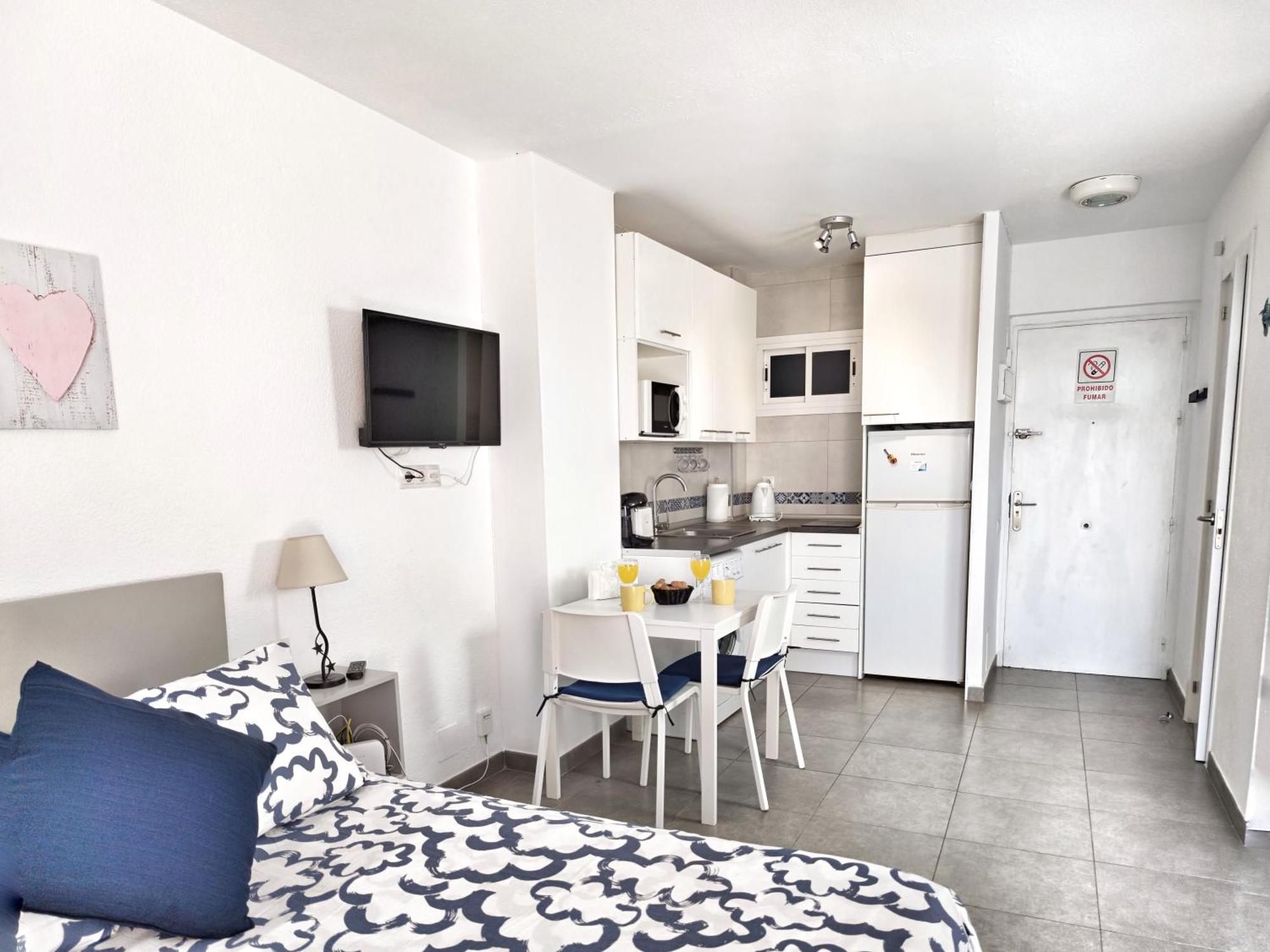 Inmogest - Estudio Aguila 713 Apartment Benalmadena Luaran gambar