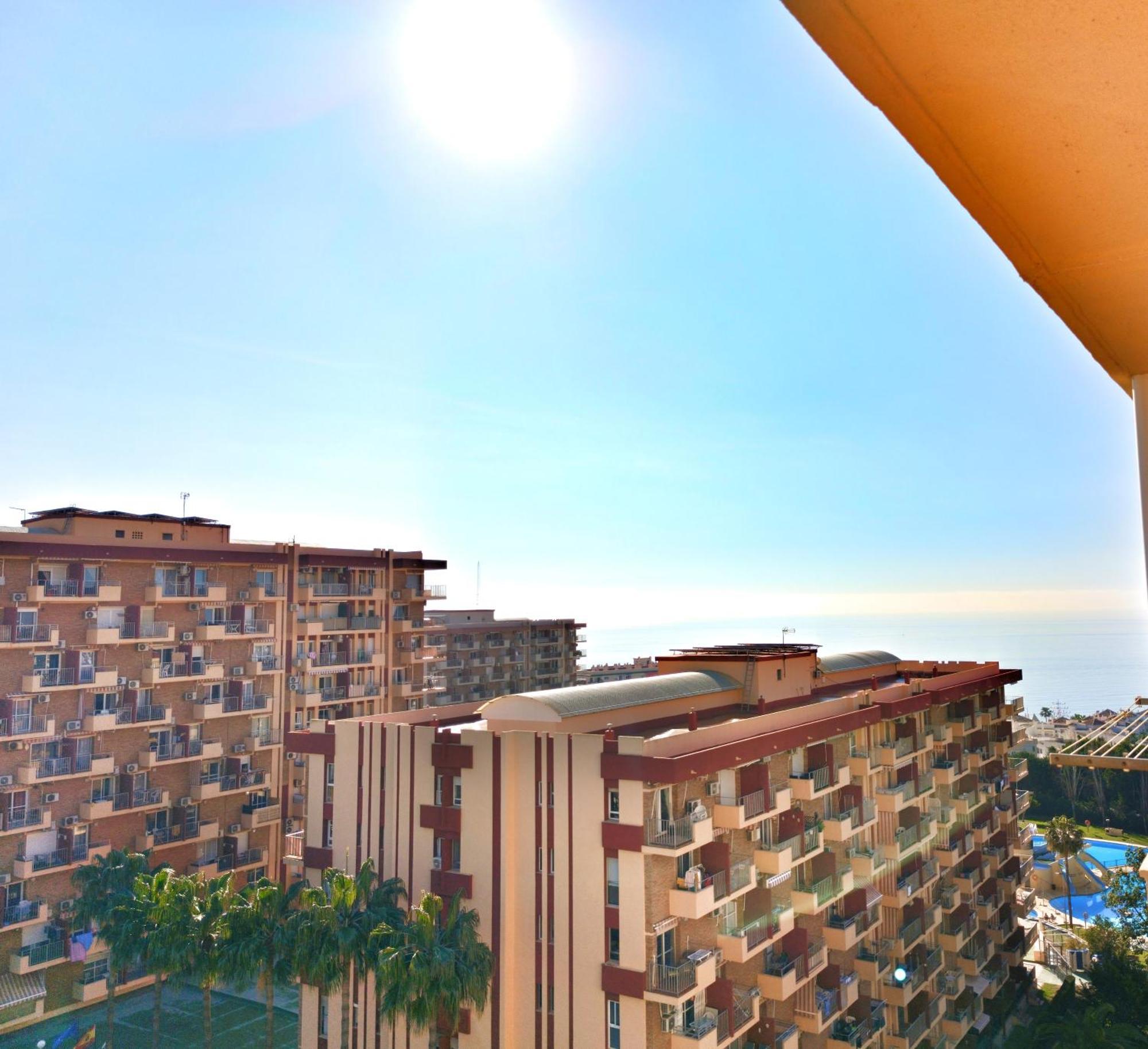Inmogest - Estudio Aguila 713 Apartment Benalmadena Luaran gambar