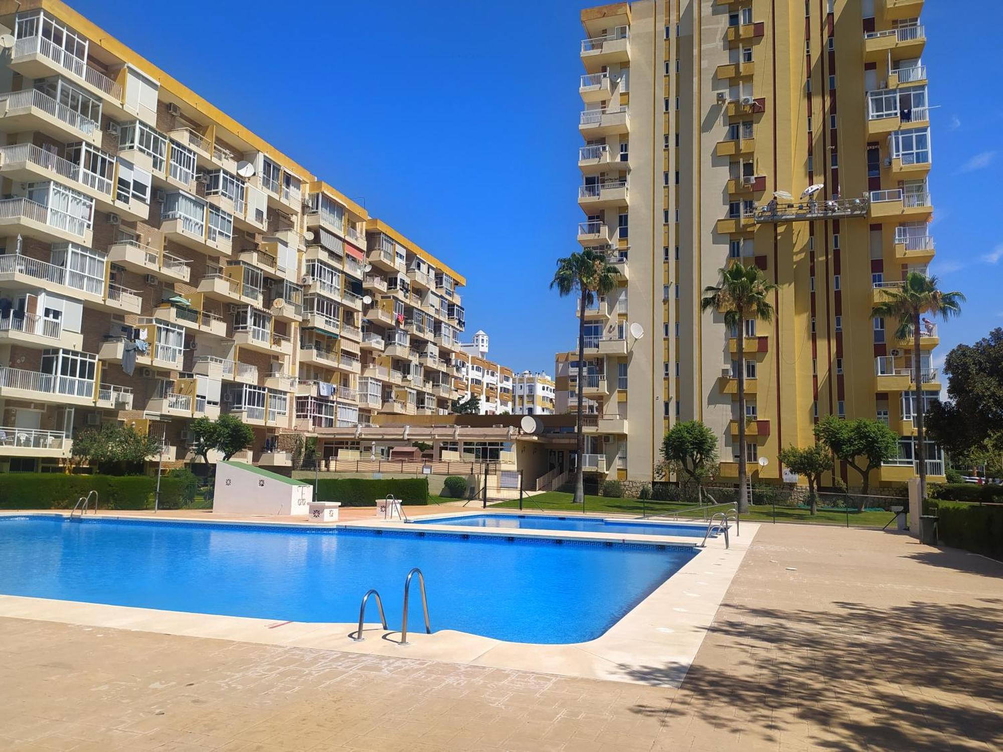 Inmogest - Estudio Aguila 713 Apartment Benalmadena Luaran gambar
